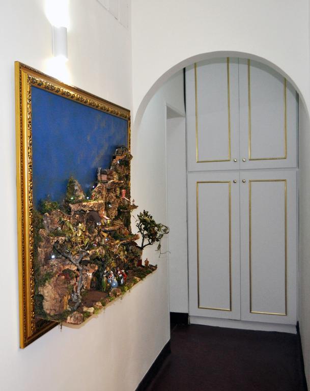 Des Artistes Hotel