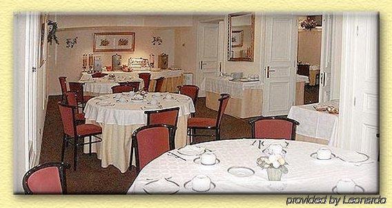 Hotel Des Artistes Naples